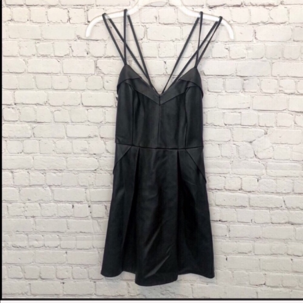 NWT KENDALL & KYLIE  / vegan leather dress - Picture 3 of 6